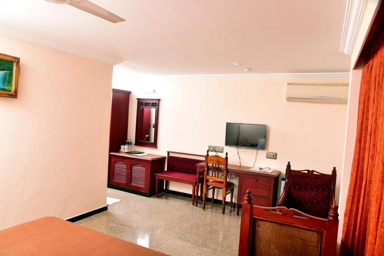 بلكاد Hotel Kairali Towers المظهر الخارجي الصورة